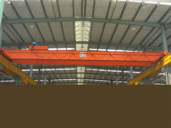 重慶LH型電動葫蘆雙梁起重機