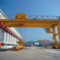 陽(yáng)江起重機(jī)-半門式起重機(jī)